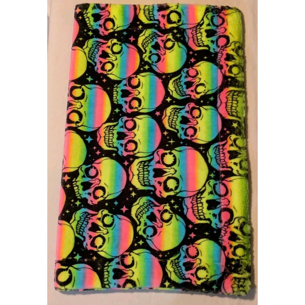Minky Baby Spooky Moms Neon Prism Skull 28 X 34" Super Soft Blanket NWOT